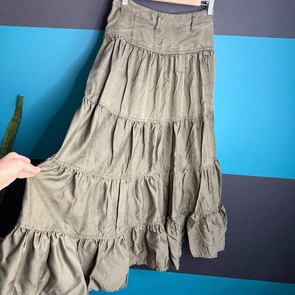 Maeve Lainey Tiered Maxi Skirt size 4 - Picture 7 of 16